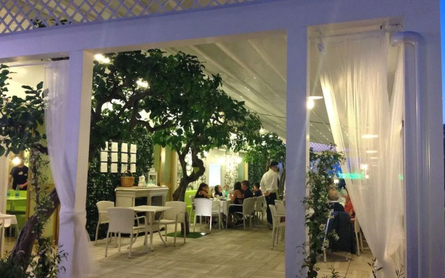 Quadrifoglio Village