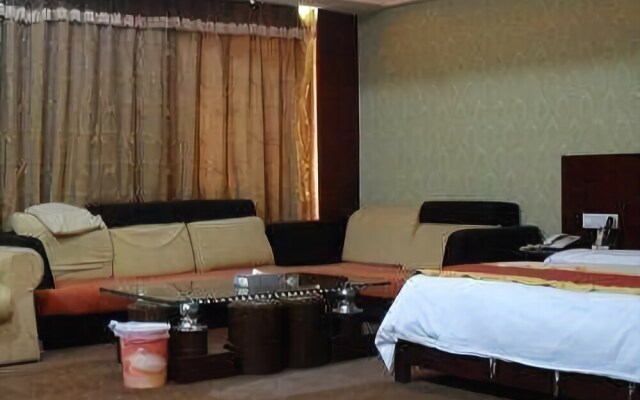 Huangfu Hotel