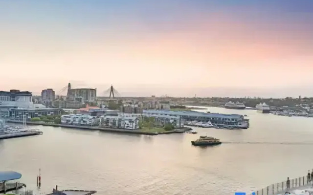 Waterfront CBD luxury 1Br with best view