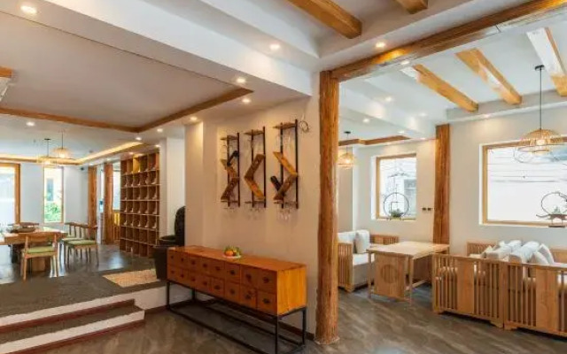 Lijiang Encounter Time Inn