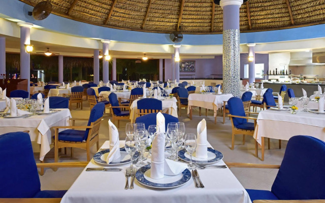 Iberostar Waves Costa Dorada - All Inclusive