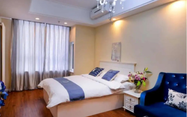 Dalian Yijia Apartment Sanba Square
