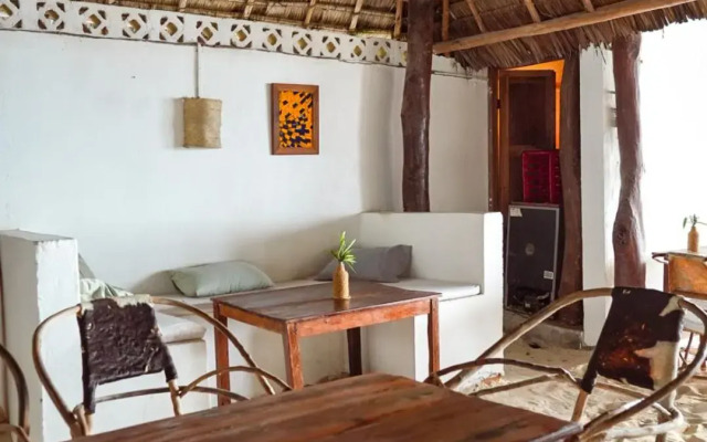Makuti Beach Bungalows