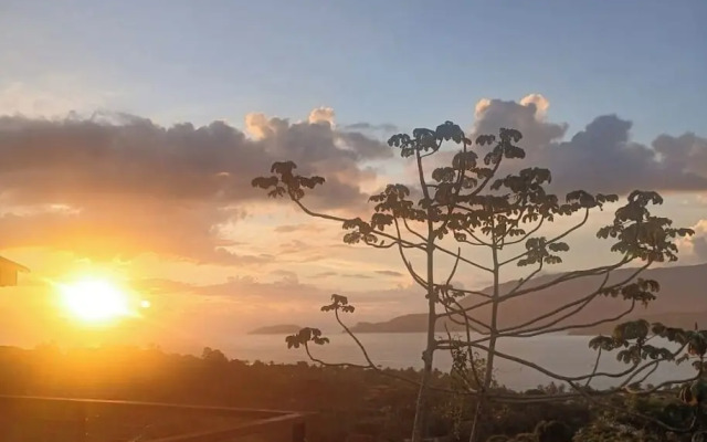 Yumi Chalés Ilhabela