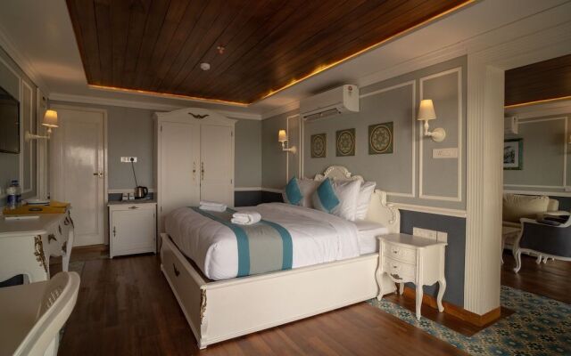 State Beach Resort & Spa