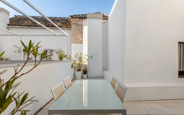 Numa I Jondo Apartments