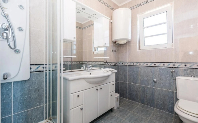 Nice Home in Banjol With Wifi and 2 Bedrooms