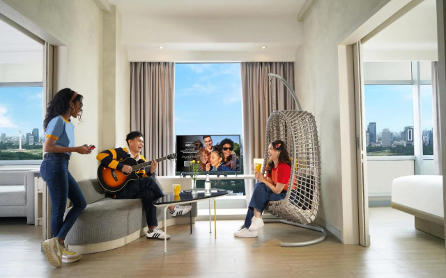 YELLO Hotel Harmoni Jakarta