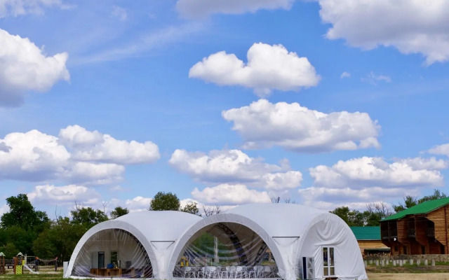 Река и Песок