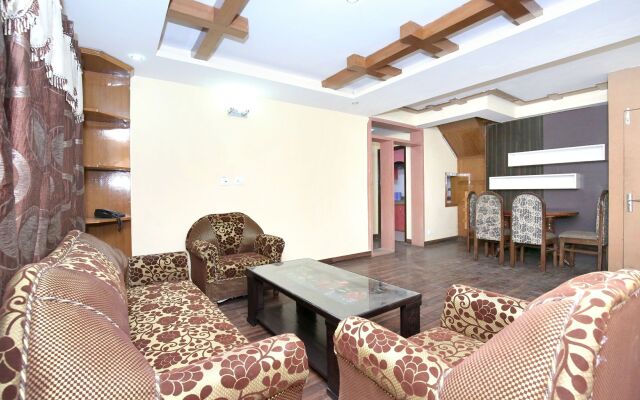 OYO Home 10979 3BHK Hill View Kaithu Shimla