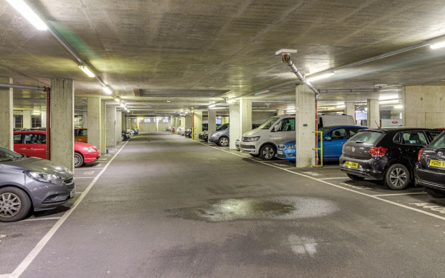 Nest Easy - Alpha House