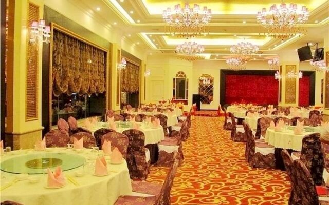Artland Peninsula Hotel