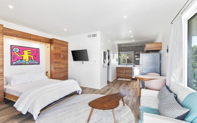 Modern Designer Studio with Pool