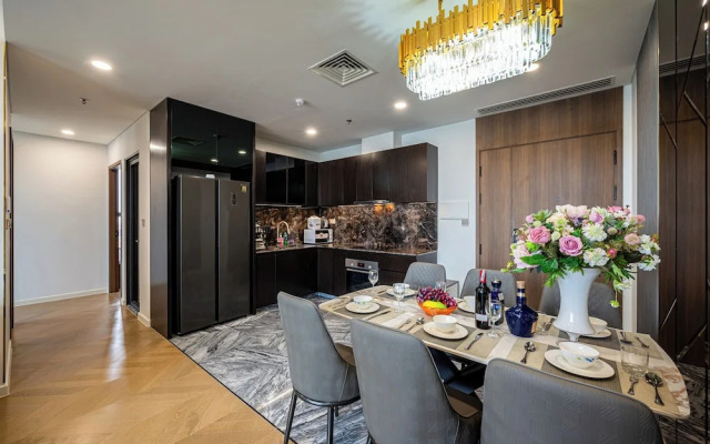 Lumiere Riverside Condo and Suite KHC