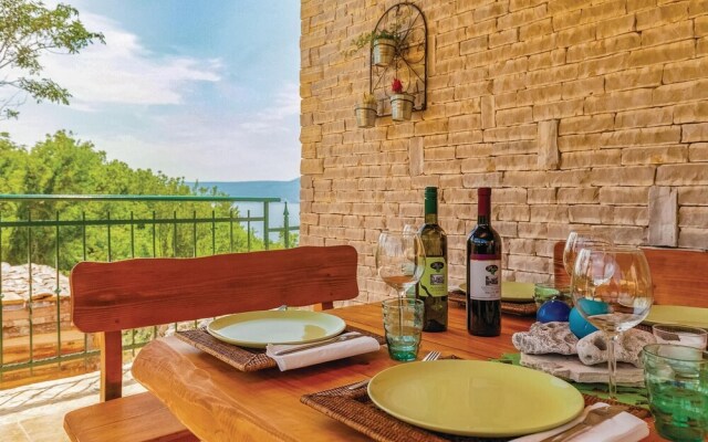 Beautiful home in Polje w/ 2 Bedrooms