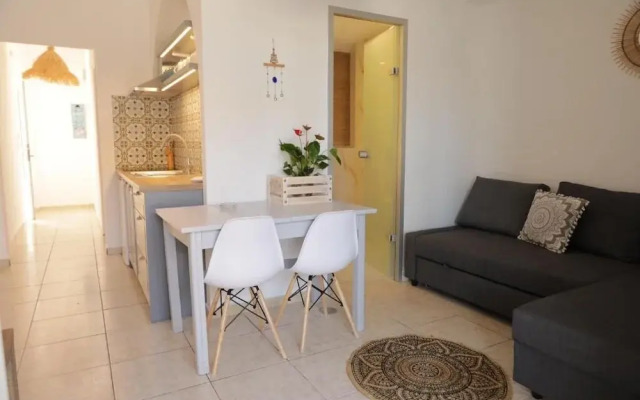 Maria Apartments by Checkin