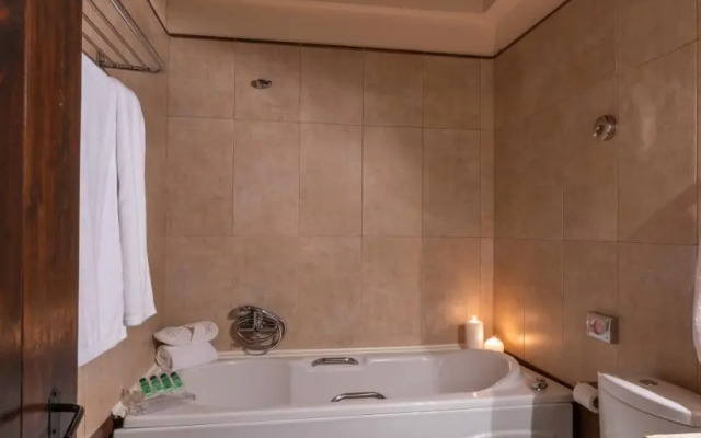 Rouga Mountain Boutique Suites & Spa