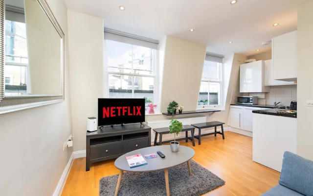 So Glamourous Pad - Fitzrovia - by Frankie Says