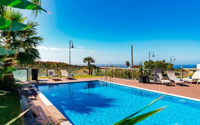Villa Sol e Mar by OurMadeira