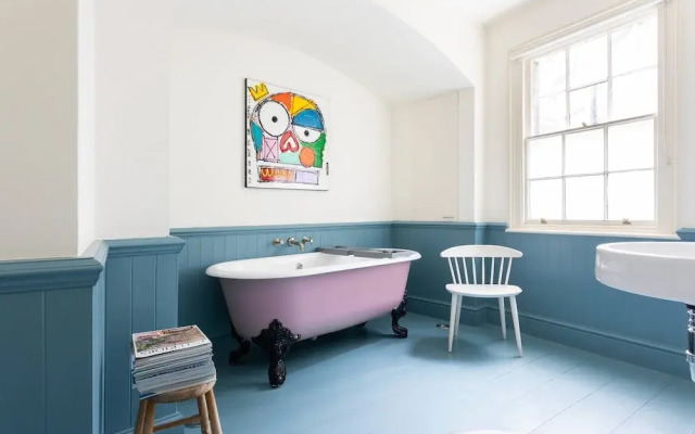 Keystone Crescent by Onefinestay