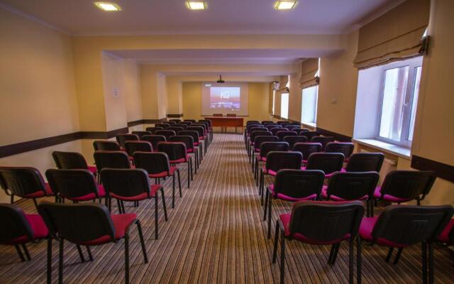 Optima Cherkasy Hotel