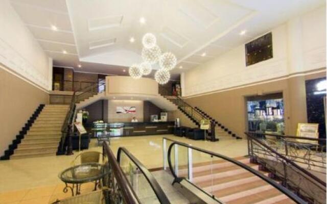 Kai Yi Hotel