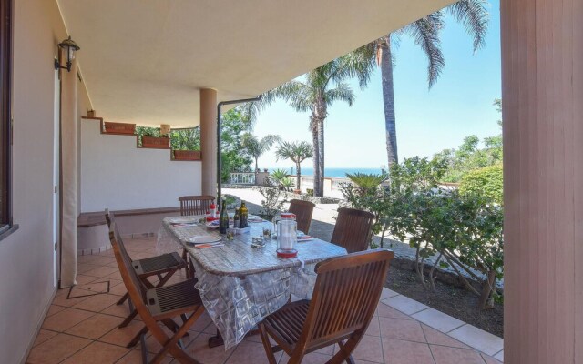 Nice Apartment in Ricdi With Wifi and 2 Bedrooms