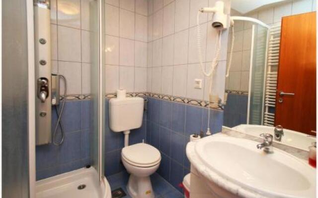 Guest House Lav