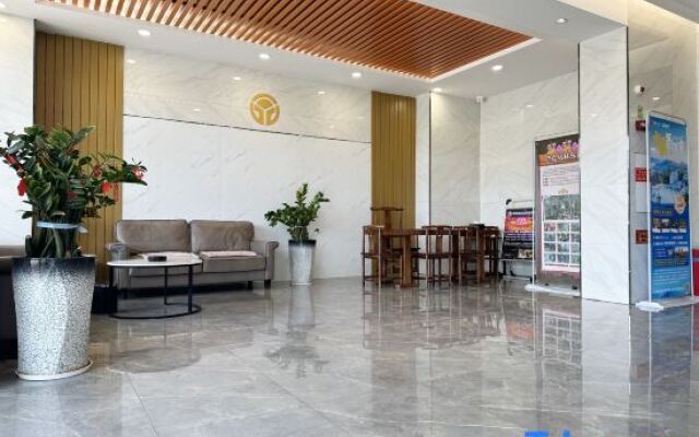 Yulang Tourism Business Hotel (Heyuan Gaopugang Branch)