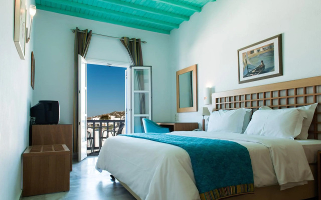 Poseidon Hotel & Suites