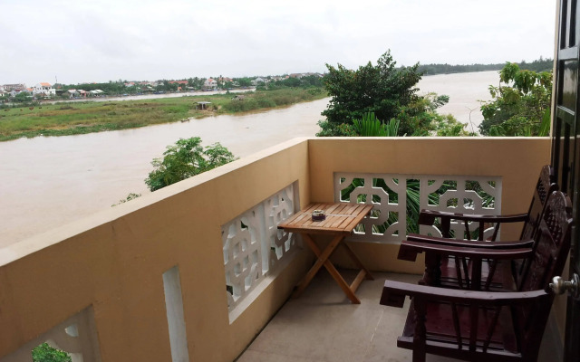Homeland River Homestay