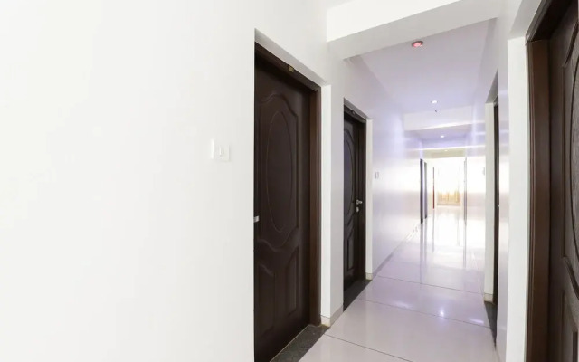 OYO 49837 Hotel Narayan Executive