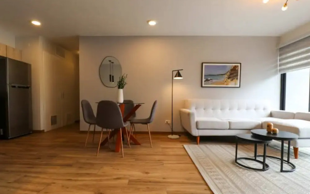 w Extraordinary 2BR w Balcony in Miraflores