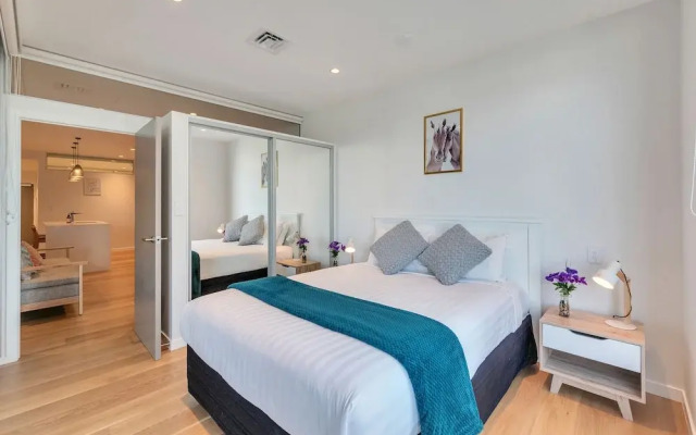 Spacious Mt Eden Apartment