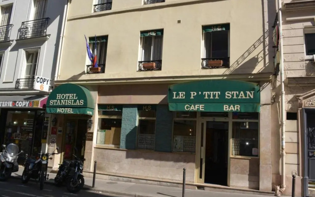 hotelImage
