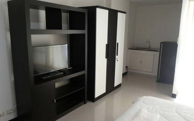 M Plus 2 Apartments