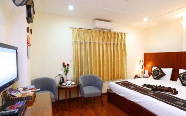 A25 Hotel - 30 An Dương