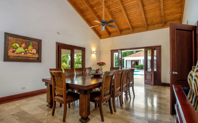 Luxurious Villa