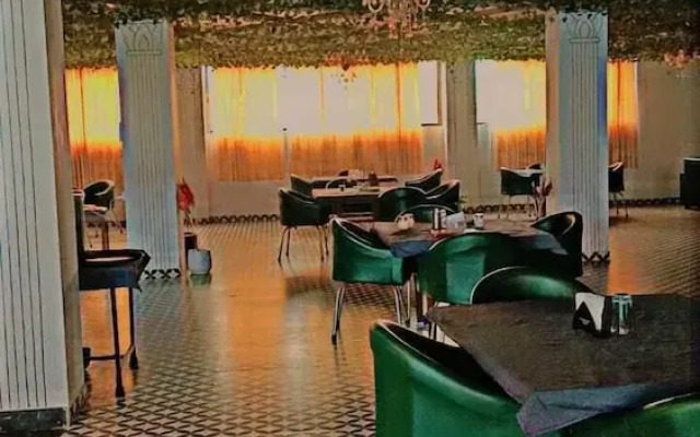 Hotel Prince Garden Daman