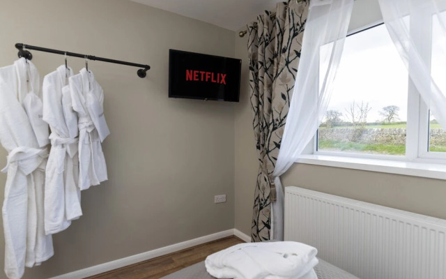 HC Property - The Hideaway at Watergate Eye