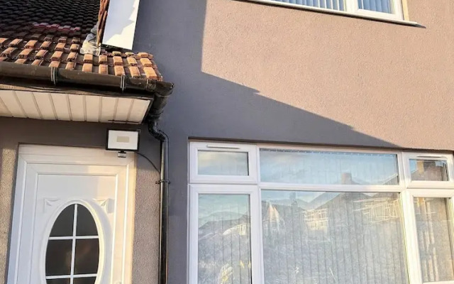 Saunton 3 Bedroom and 1 Bathroom House