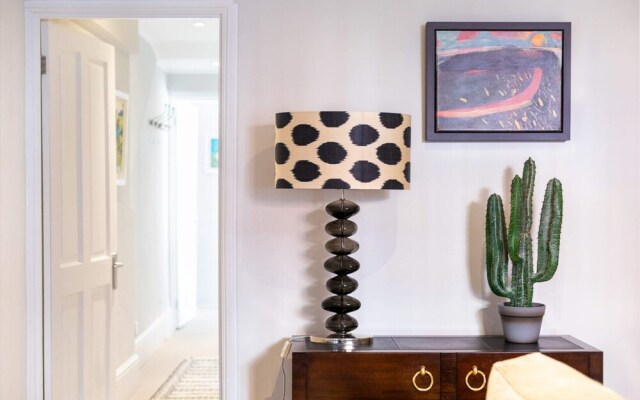 Wonderful Chelsea Apartment