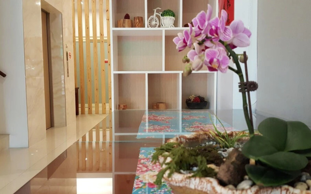 Ze Hu B&B