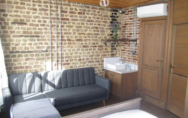 Authentic Room With Balcony in Balat