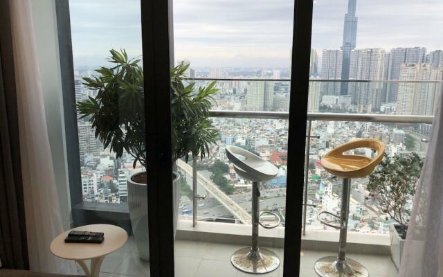 Anna House - Vinhomes Golden River