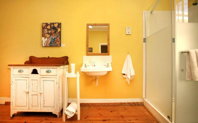 Karoo Art Hotel