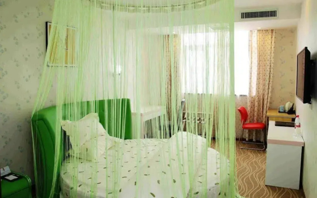 Super 8 Hotel