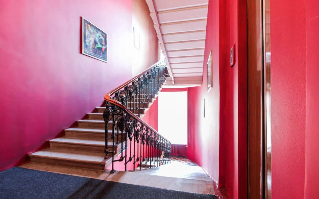 SuperHostel on Mayakovskogo 27