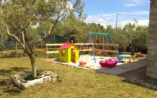 House for Families and Pets Welcome