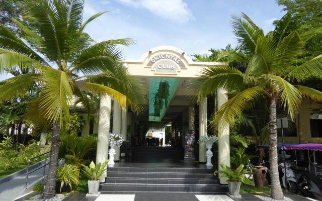 The Royal Tropical Beach at VIP Chain Resort